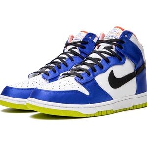 DUNK HIGH MNS WMNS
"BLUE SATIN"